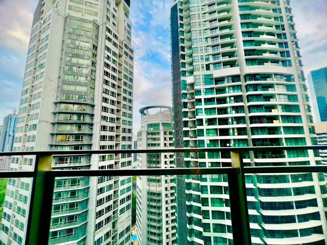 Luxury Mercu Summer Suites At Kualalumpur クアラルンプール エクステリア 写真