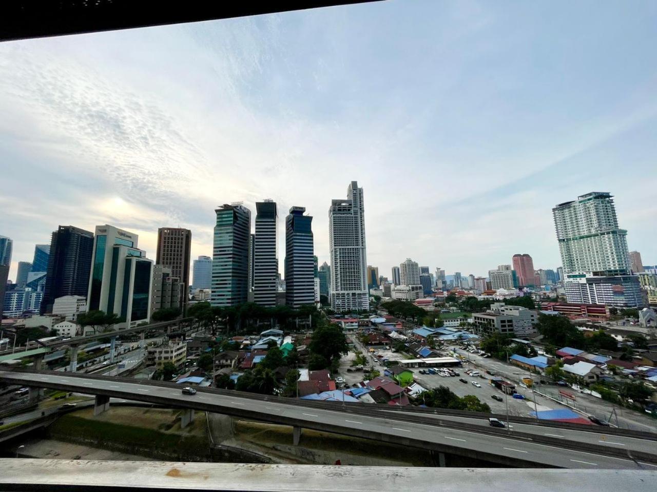 Luxury Mercu Summer Suites At Kualalumpur クアラルンプール エクステリア 写真