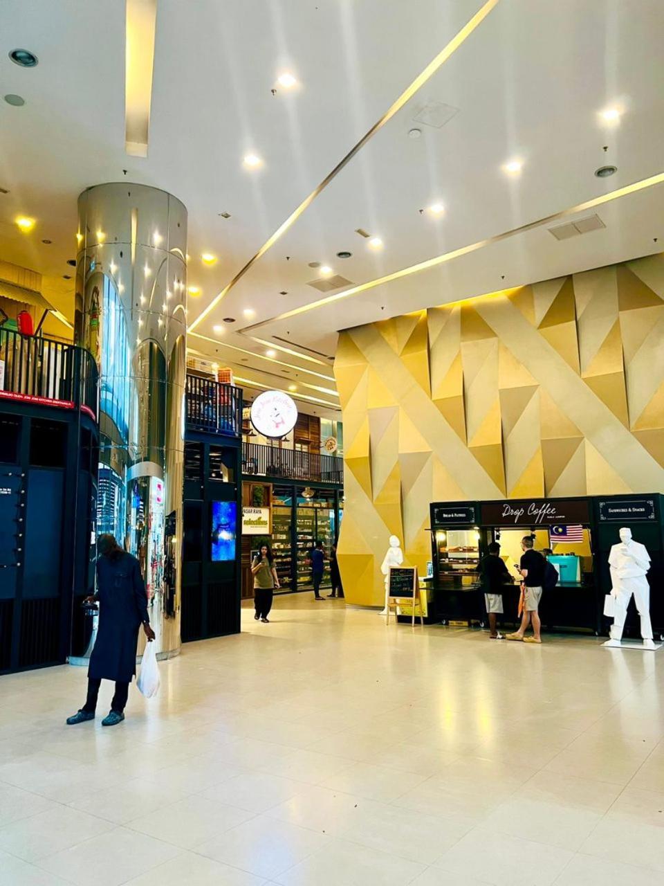 Luxury Mercu Summer Suites At Kualalumpur クアラルンプール エクステリア 写真